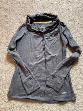 Marika Charcoal Gray Long-Sleeve Pullover Hoodie